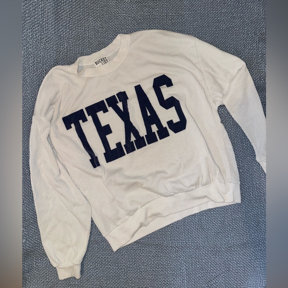 BUCKETLIST White Sweatshirt with Navy "TEXAS" Letters